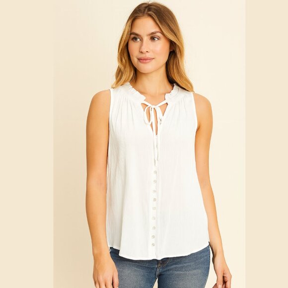 Lively Lumina Tops - 🆂🅰🅻🅴 A485 ✽ White Button-Front Sleeveless Blouse